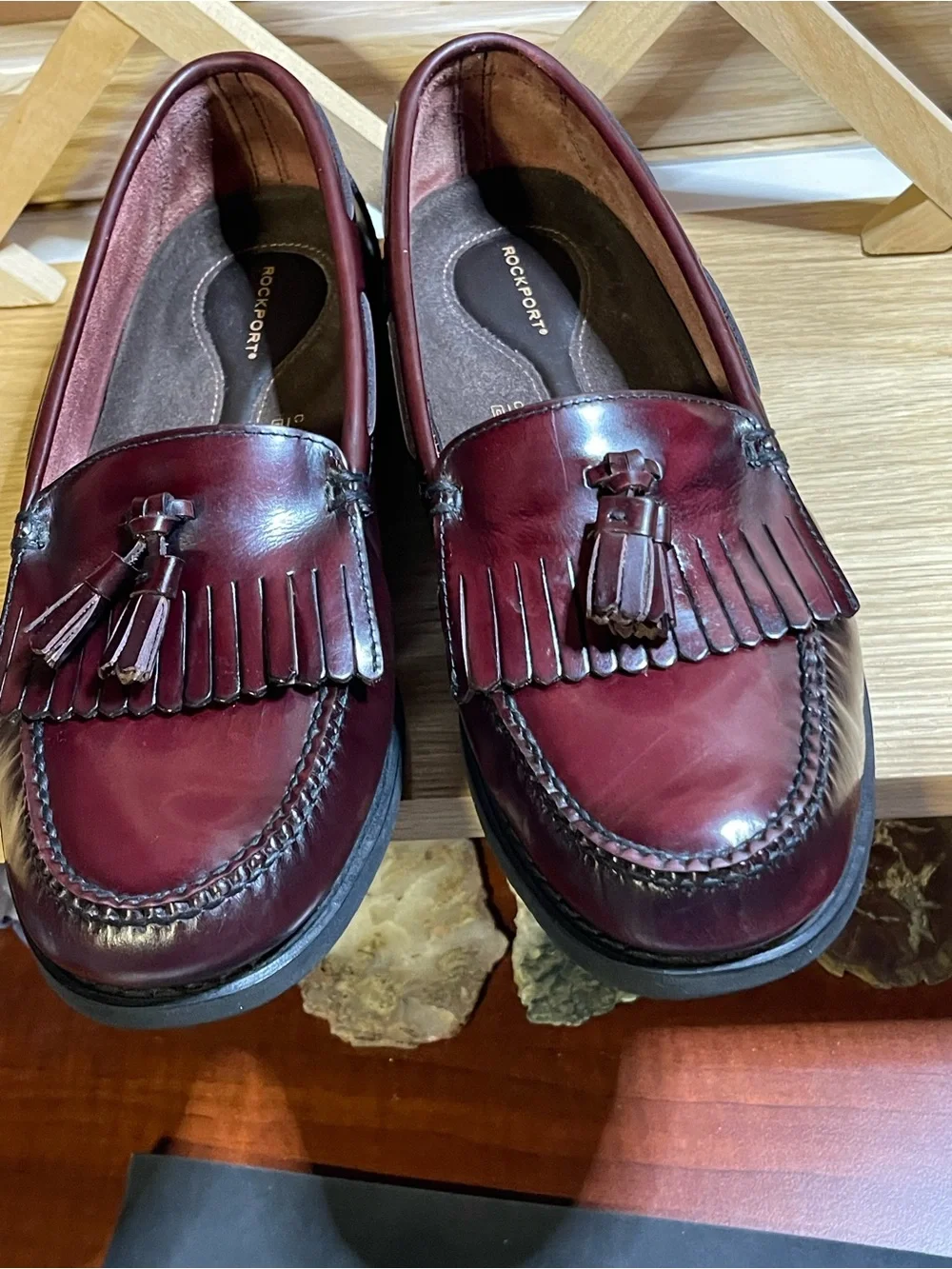 EUC Rockport DMX Men’s Sz 10.5 W Burgundy Tassel Kiltie Loafers